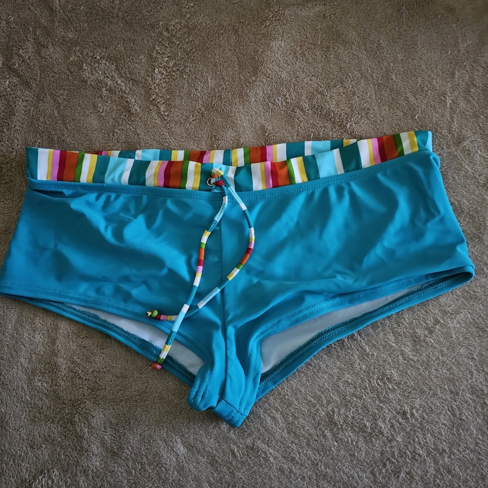 Surf Side Swimming Suit Button. Size XL. Color Blue.